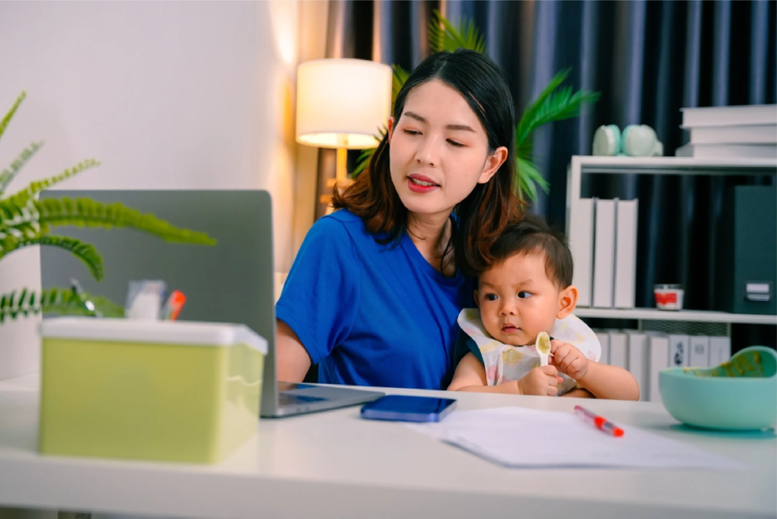 How to juggle work and your newborn ?